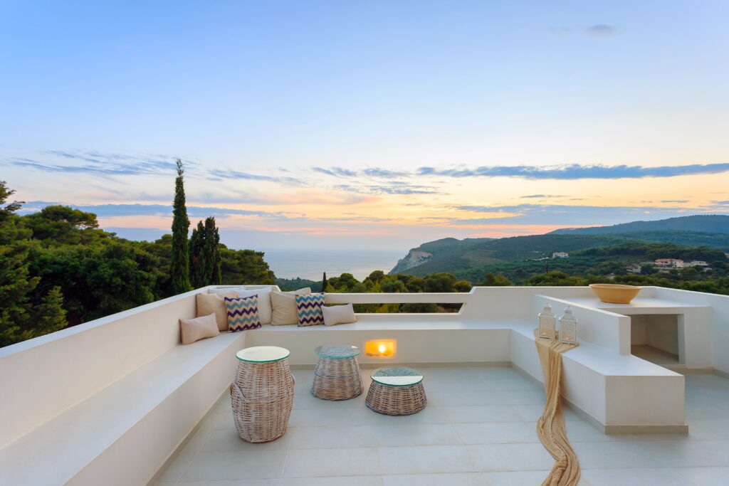 UK to Greece tax planning checklist covering tax residence, pensions, investments and Greek tax incentives before moving.