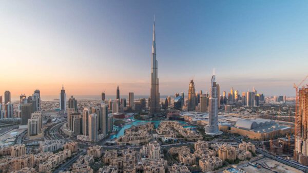 Dubai skyline featuring Burj Khalifa, highlighting the city's premium property market and Dubai Golden Visa opportunities for UK investors.