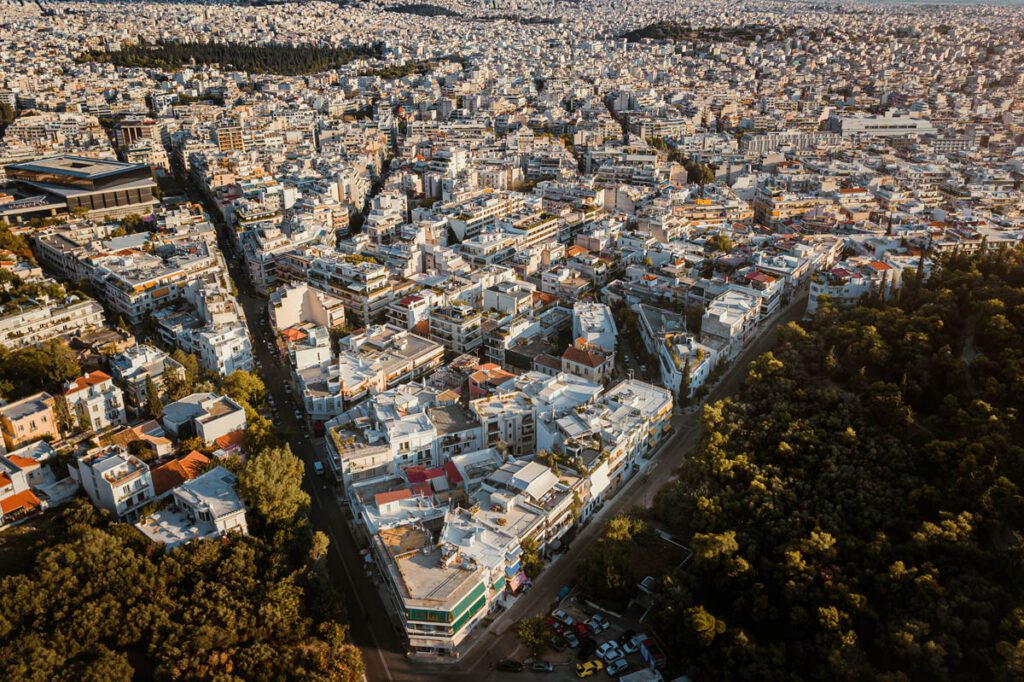 Residence permit Greece, residency in Greece for UK nationals, living in Athens, Greek residence permits and long-term relocation to Greece.